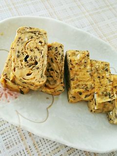 ☀卵焼き☀黒胡椒と海苔の佃煮入り⤴❗-レシピのメイン写真