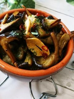 カマンベールチーズと椎茸のアヒージョ-レシピのメイン写真