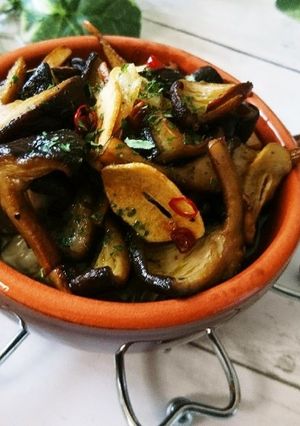 カマンベールチーズと椎茸のアヒージョ-レシピのメイン写真