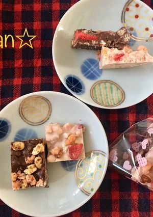 板チョコ1枚レンチンでグラノーラチョコ-レシピのメイン写真