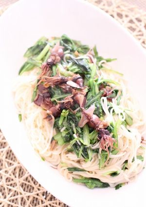 ホタルイカと春菊のそうめん炒め-レシピのメイン写真