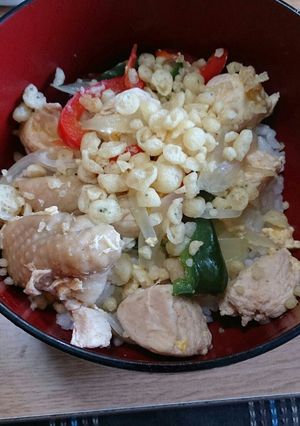 簡単☆パプリカ親子丼-レシピのメイン写真