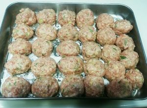 鍋、スープ用肉団子の作り置き(冷凍保存)-レシピのメイン写真