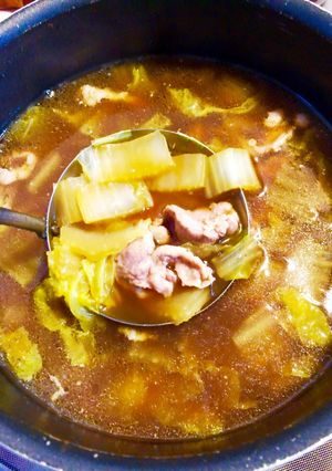 手羽先だしのあったか白菜豚コマスープ！-レシピのメイン写真