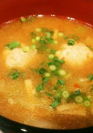 肉団子と白菜、キノコのピリ辛味噌スープ-レシピのメイン写真