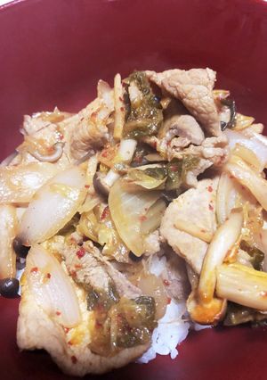 生姜豚キムチ丼-レシピのメイン写真