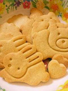 甘さ控えめ シナモン風味 型抜きクッキー-レシピのメイン写真