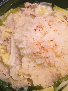旨ウマ♪栄養満点!白菜豚肉もみじおろし鍋-レシピのメイン写真