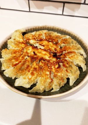 我が家で絶賛★カリっと焼き餃子(´∀`)-レシピのメイン写真
