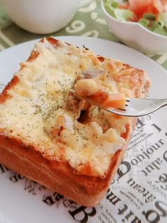 とろ~りチーズカレー くりぬきトースト-レシピのメイン写真