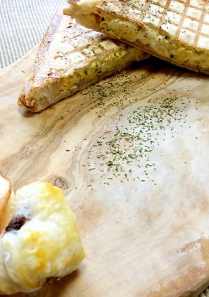 チーズ（マヨ）とハムエッグのホットサンド-レシピのメイン写真
