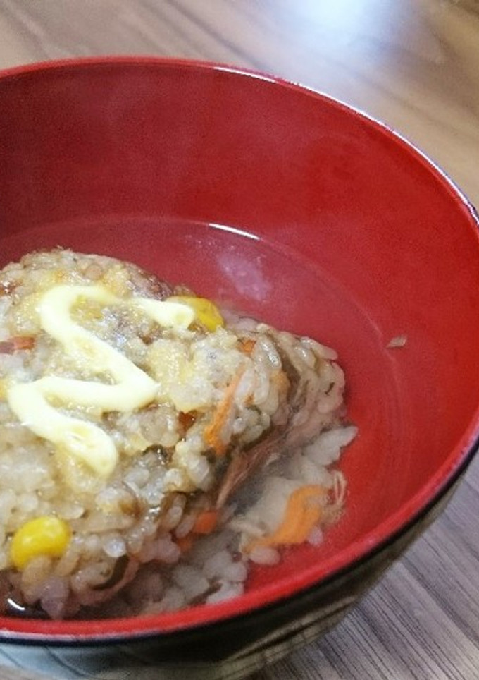 炊き込み御飯が余ったら！味噌マヨ茶漬け-レシピのメイン写真