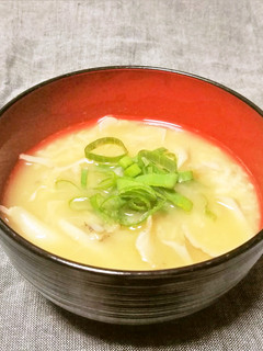 舞茸ととろろの味噌汁-レシピのメイン写真