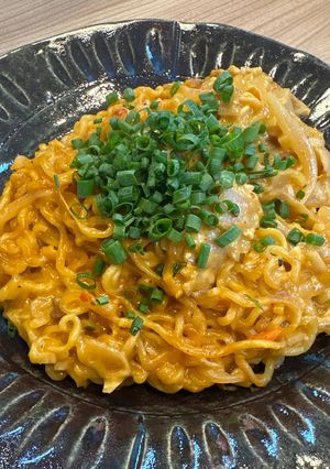 【ワンパン】辛ラーメンカルボナーラ-レシピのメイン写真