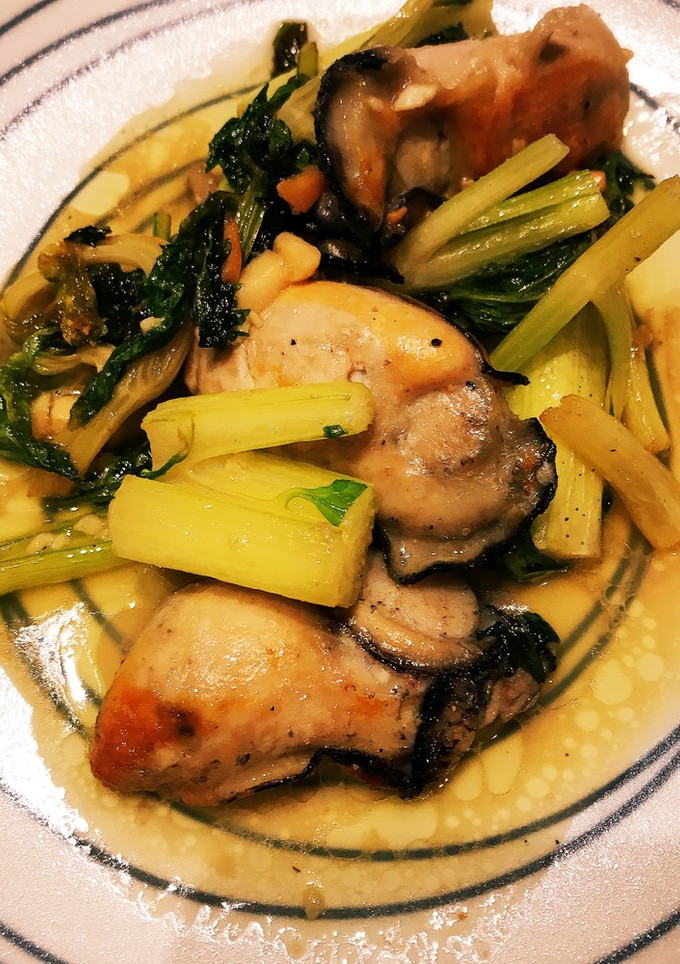冷凍牡蠣とセロリのイタリアン炒め-レシピのメイン写真