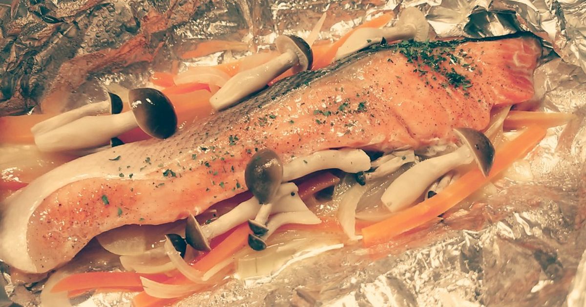 基本からアレンジまで！思わずつくりたくなる「鮭 ホイル焼き