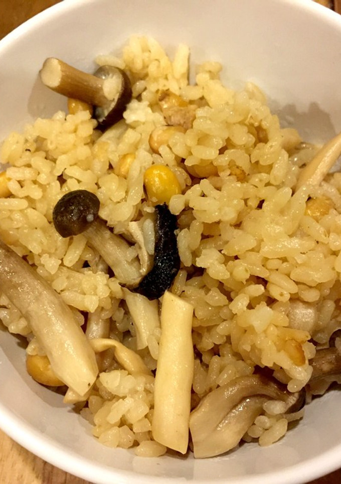 ★簡単★きのこと大豆の炊き込みご飯-レシピのメイン写真