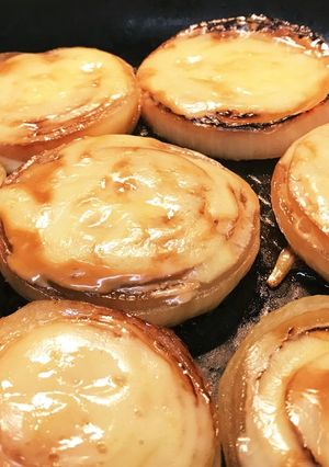 あと一品に★チーズ乗せ焼き玉ねぎステーキ-レシピのメイン写真