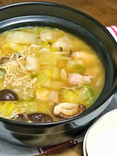 風邪撃退!生姜とニンニクたっぷり鶏鍋-レシピのメイン写真
