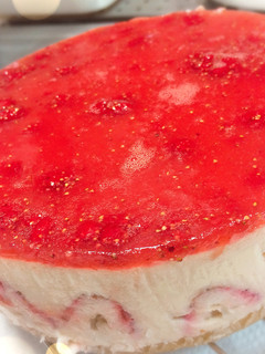 フリーズドライいちごのレアチーズケーキ-レシピのメイン写真