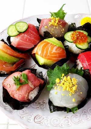 手まりおにぎり【たべれるのりカップ】-レシピのメイン写真