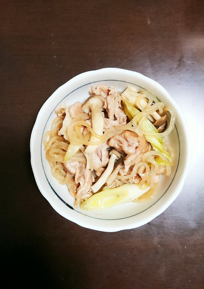 簡単!!ふだ肉としらたきのあっさり煮-レシピのメイン写真