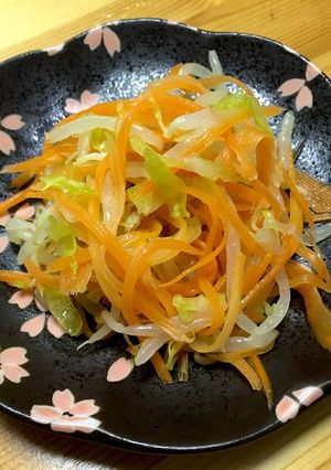 たっぷり食べたい！にんじん&もやしサラダ-レシピのメイン写真