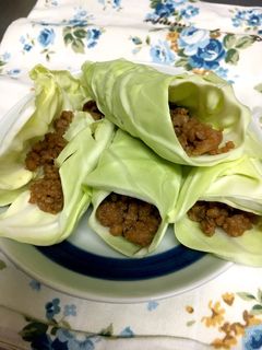 食べ過ぎ注意!鶏そぼろのキャベツ巻き-レシピのメイン写真