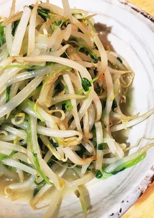 子どもがパクパク♡豆苗ともやし炒め-レシピのメイン写真