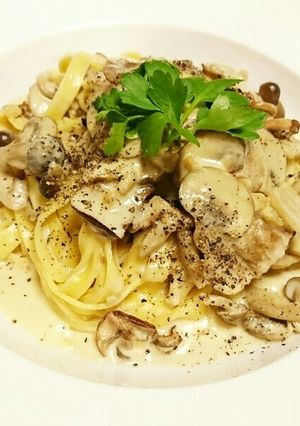 ポルチーニのクリームソースフェットチーネ-レシピのメイン写真