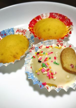 野菜ジュースで簡単カップケーキ-レシピのメイン写真