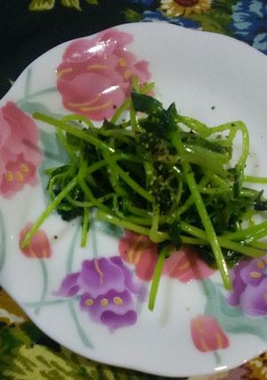 簡単！豆苗の中華ブラックペッパー味炒め-レシピのメイン写真