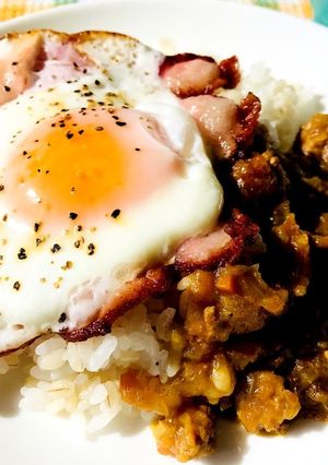 残ったカレーでボリューム1人ランチ！-レシピのメイン写真