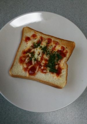 朝に食べたいピザトースト-レシピのメイン写真