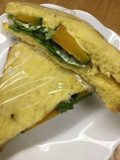 リメイク・かぼちゃの煮物のサンドイッチ-レシピのメイン写真