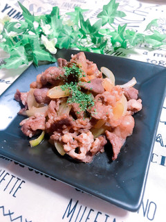 お弁当に♡牛コマと玉ねぎの甘辛味噌炒め-レシピのメイン写真