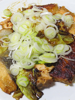 鮭のネギ乗せ味噌バター焼き-レシピのメイン写真