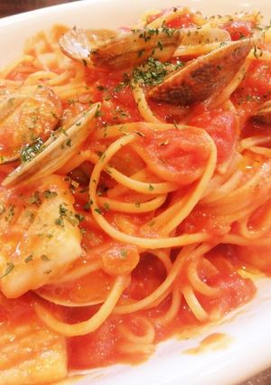 一つの鍋で作る魚介のトマトソースパスタ-レシピのメイン写真