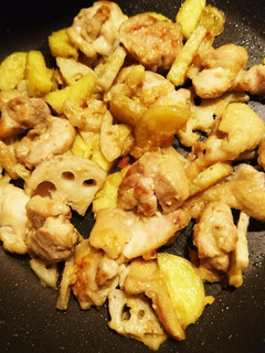 さつまいもとれんこんの味噌炒め-レシピのメイン写真