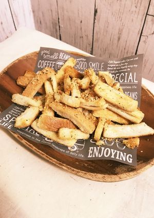 食パンの耳de簡単おつまみ&おやつ-レシピのメイン写真