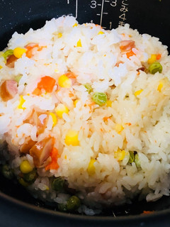超簡単♡炊飯器でシンプルピラフ-レシピのメイン写真