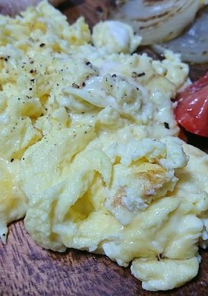 簡単にホテルの朝食☆スクランブルエッグ-レシピのメイン写真
