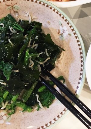 わさび菜とワカメのサラダ-レシピのメイン写真