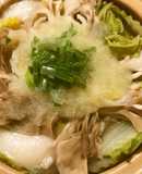 鍋焼き力うどん●おろし餡かけの鶏野菜鍋で