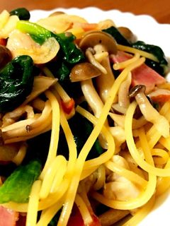 しめじとほうれん草の簡単ペペロンチーノ-レシピのメイン写真