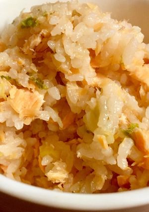 白菜と鮭の炊き込みご飯(幼児食/冷凍可)-レシピのメイン写真