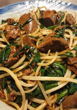 究極の手抜き技！お惣菜でレバニラ炒め-レシピのメイン写真