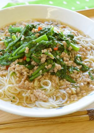 春菊とひき肉のにゅうめん-レシピのメイン写真