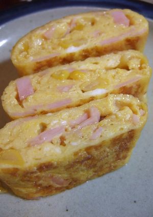 玉子ハムコーンの甘い玉子焼き♡-レシピのメイン写真