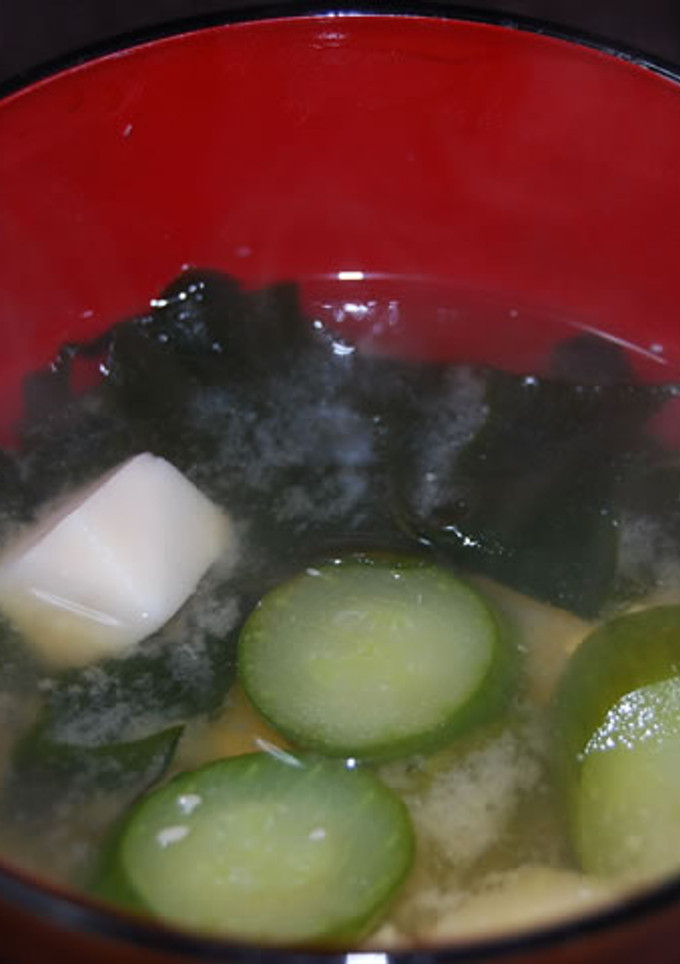 きゅうりと豆腐とわかめの味噌汁-レシピのメイン写真